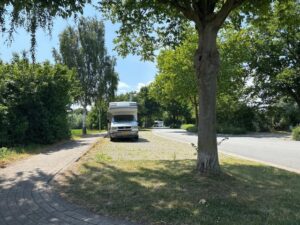 Gratis camperplek in Melle, om daar het automuseum te bezoeken.